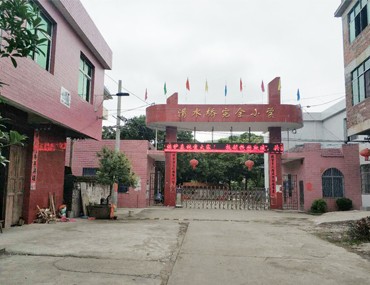 湖南学校再次引入乐鱼(leyu)校园直饮水设备，为学子健康保驾护航